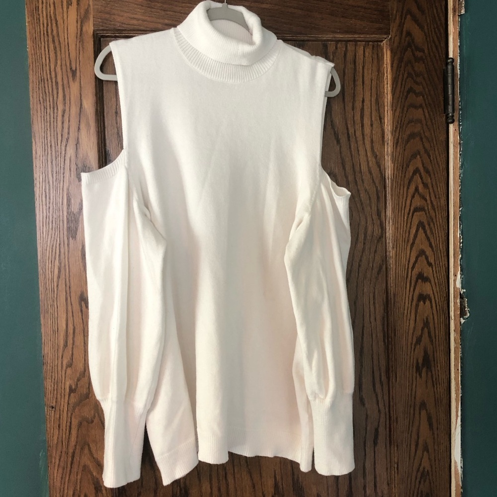 Cold Shoulder Turtle Neck